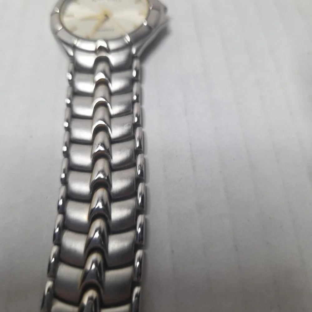 Ravina Men's Fashion Quartz Watch Round Silver Tone Gold Indices Matte Band READ